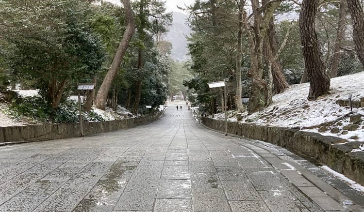 出雲大社の祓社(はらえのやしろ)とは?最初に参拝する理由と祓橋(はらえのはし)の意味を解説